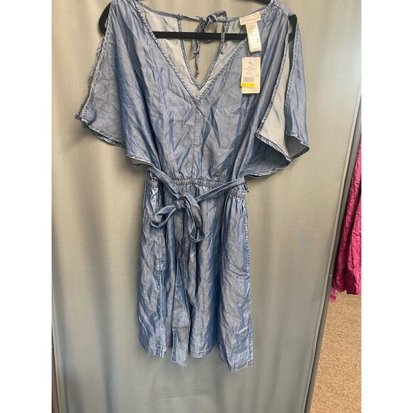 Tommy Bahama Chambray Split Shoulder Dress Medium NWT (b42) - Picture 3 of 8